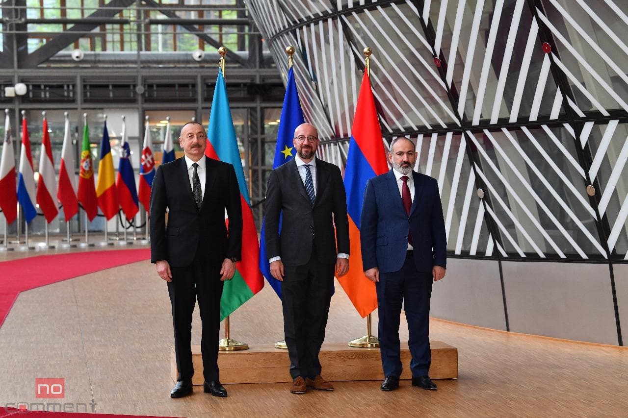 İlham Əliyev Paşinyanla sərhədlərin delimitasiyası məsələsini müzakirə etdi – İlham Əliyev Paşinyanla sərhədlərin delimitasiyası məsələsini müzakirə etdi –