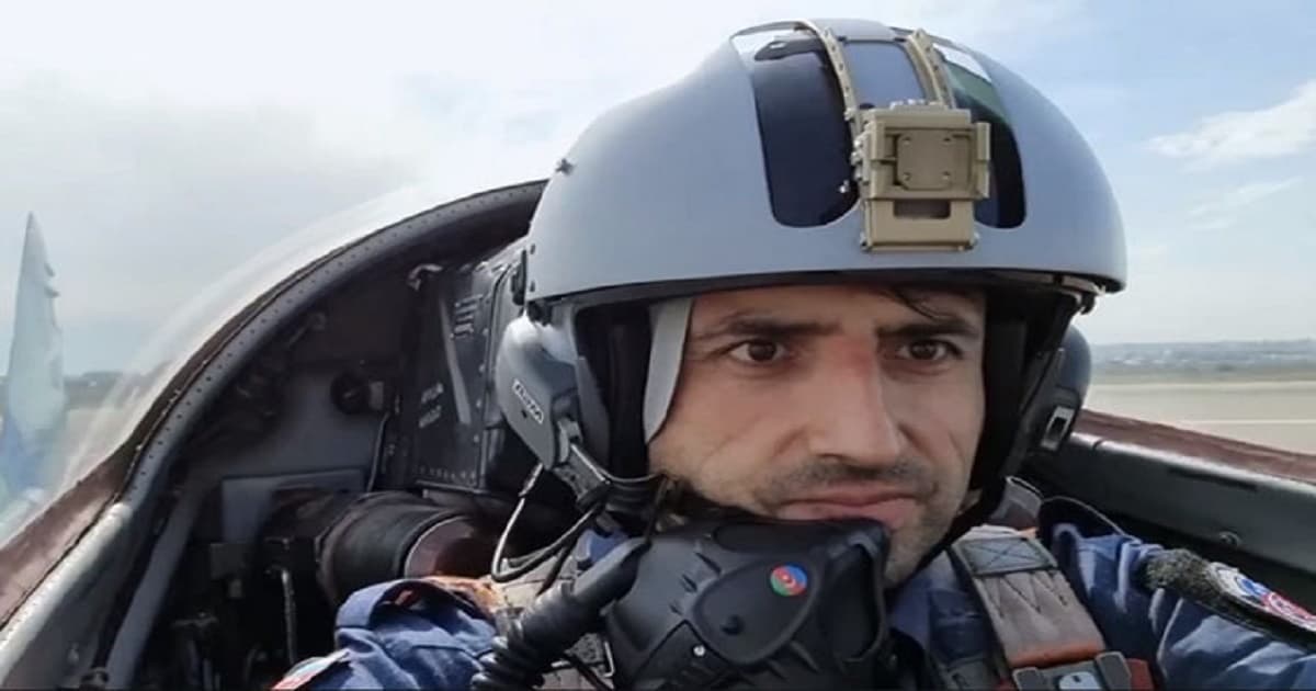 Səlcuq Bayraktar “MiQ-29”la Bakı səmasında Səlcuq Bayraktar “MiQ-29”la Bakı səmasında