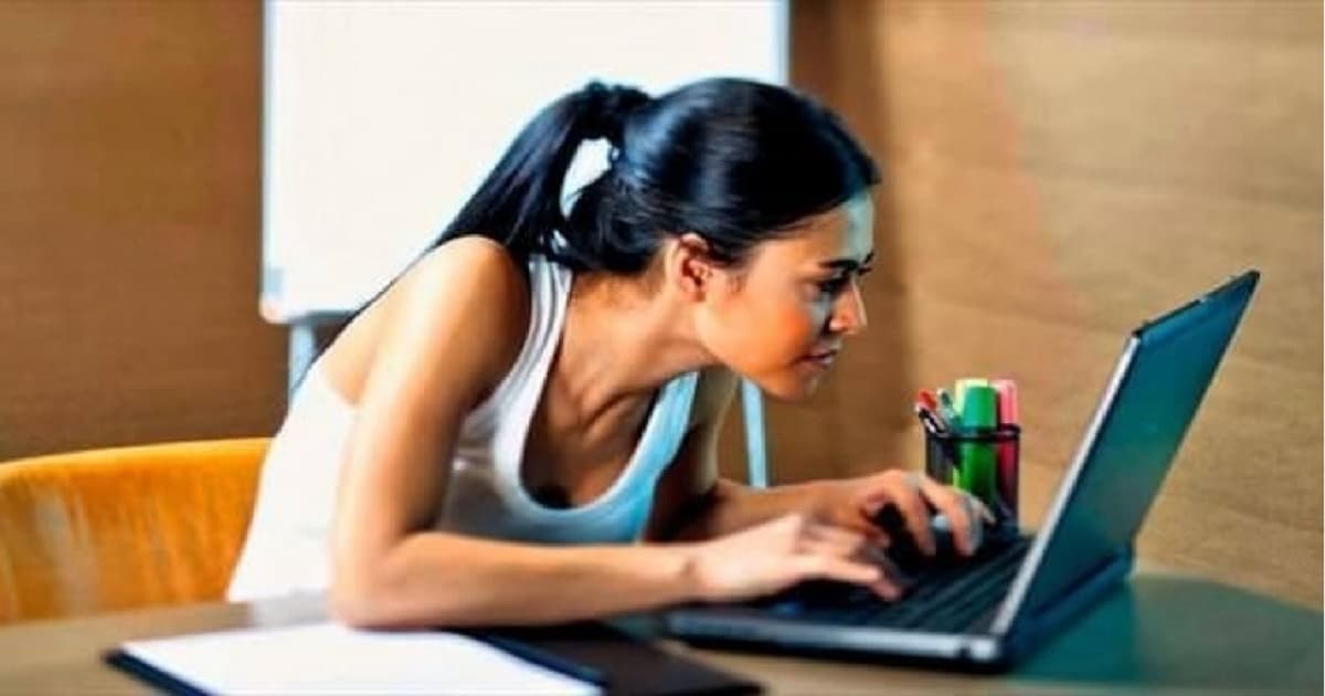 Kompüterdə çox işləmək ürək xəstəlikləri yaradır Kompüterdə çox işləmək ürək xəstəlikləri yaradır