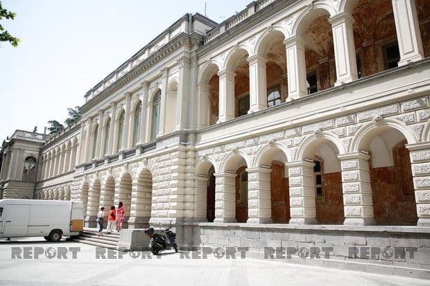 Şərqin ilk demokratik respublikasının şahidi: İstiqlal bəyannaməmizin qəbul edildiyi bina – REPORTAJ + FOTO Şərqin ilk demokratik respublikasının şahidi: İstiqlal bəyannaməmizin qəbul edildiyi bina – REPORTAJ + FOTO