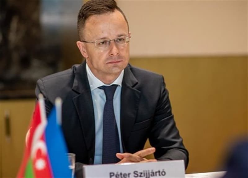 Macarıstanın XİN başçısı Azərbaycandadır Macarıstanın XİN başçısı Azərbaycandadır