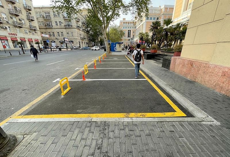 İlham Əliyev qanunsuz parkinqlə bağlı tapşırıq verdi İlham Əliyev qanunsuz parkinqlə bağlı tapşırıq verdi