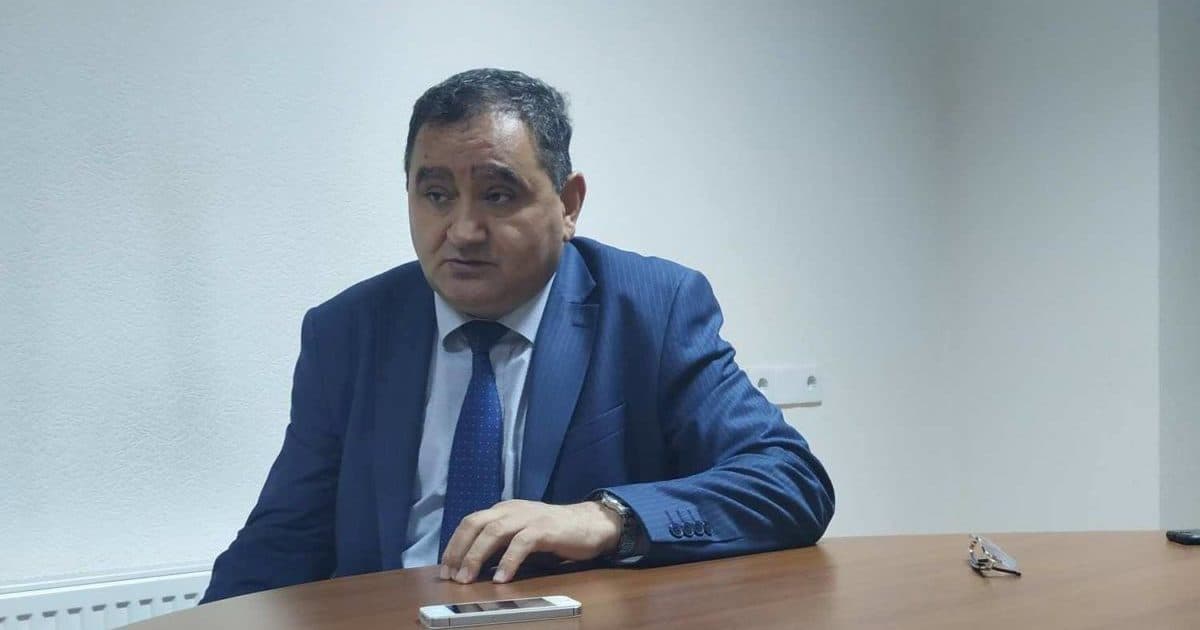 Məktəb direktorları alverlə məşğuldur – Deputatdan ittiham Məktəb direktorları alverlə məşğuldur – Deputatdan ittiham