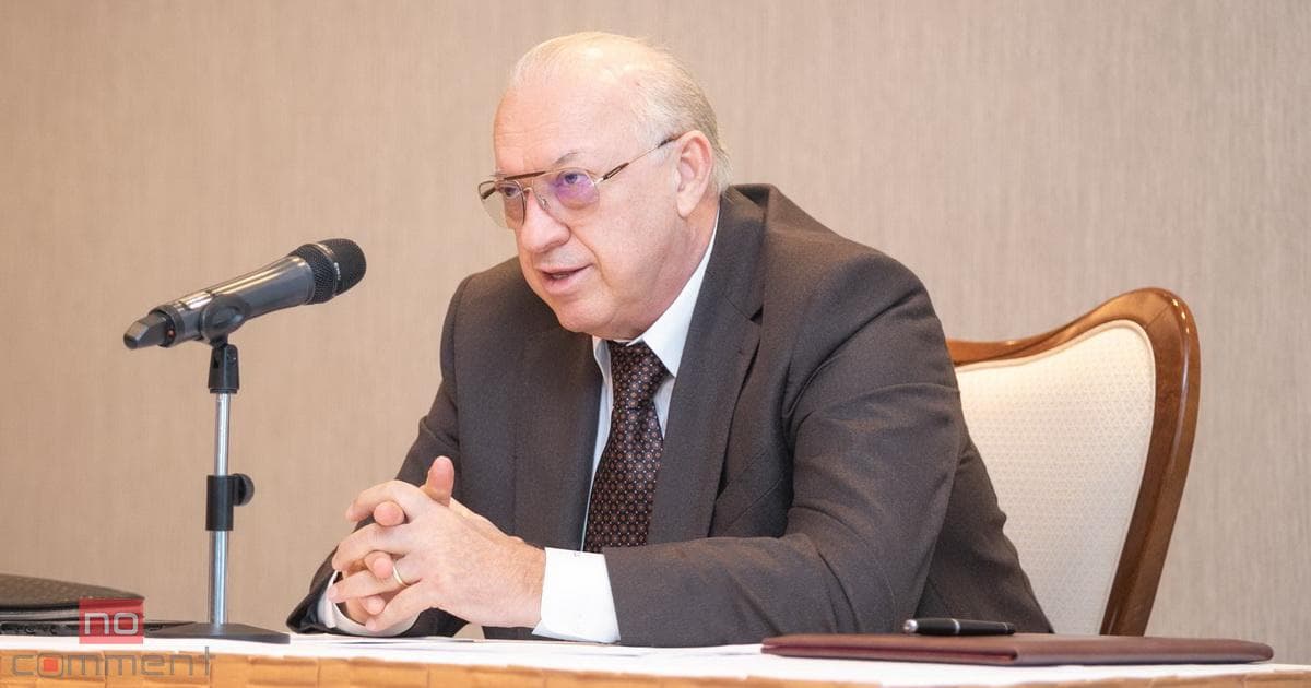 Hamının tənqid etdiyi Cahangir Əsgərova mükafat verildi Hamının tənqid etdiyi Cahangir Əsgərova mükafat verildi