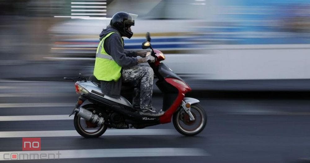 Bakıda moped oğurluğu kameraya düşdü – VİDEO Bakıda moped oğurluğu kameraya düşdü – VİDEO