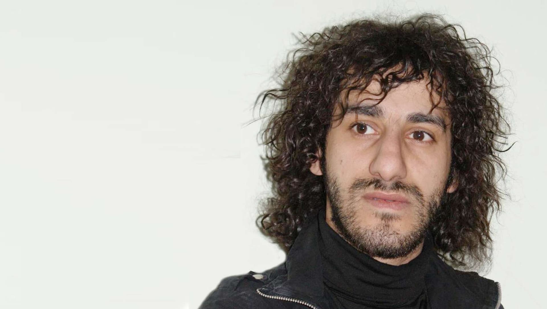 Buna görə kloun işləyirəm, ürəyim partlayır, əxlaqsızlığı təbliğ edənlər seriallarda çəkilir Buna görə kloun işləyirəm, ürəyim partlayır, əxlaqsızlığı təbliğ edənlər seriallarda çəkilir