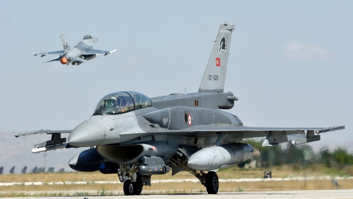 Azərbaycan pilotları Anadolu Qartalı-2022 təlimində tapşırıqları uğurla icra ediblər Azərbaycan pilotları Anadolu Qartalı-2022 təlimində tapşırıqları uğurla icra ediblər