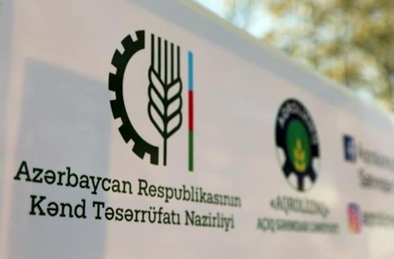 Azərbaycanda dövlət qəzeti nazirliyi sərt tənqid etdi Azərbaycanda dövlət qəzeti nazirliyi sərt tənqid etdi