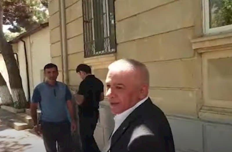 Sabiq MTN polkovniki jurnalisti təhqir etdi – Video Sabiq MTN polkovniki jurnalisti təhqir etdi – Video