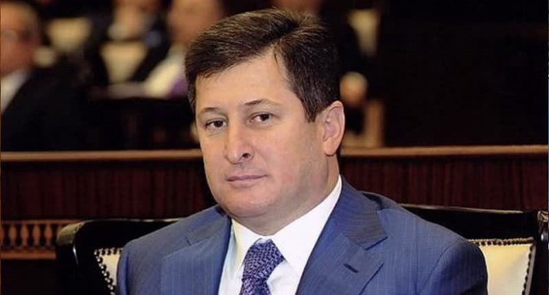 Kərəm Həsənovun qohumu olan rəis haqda sensason iddia Kərəm Həsənovun qohumu olan rəis haqda sensason iddia