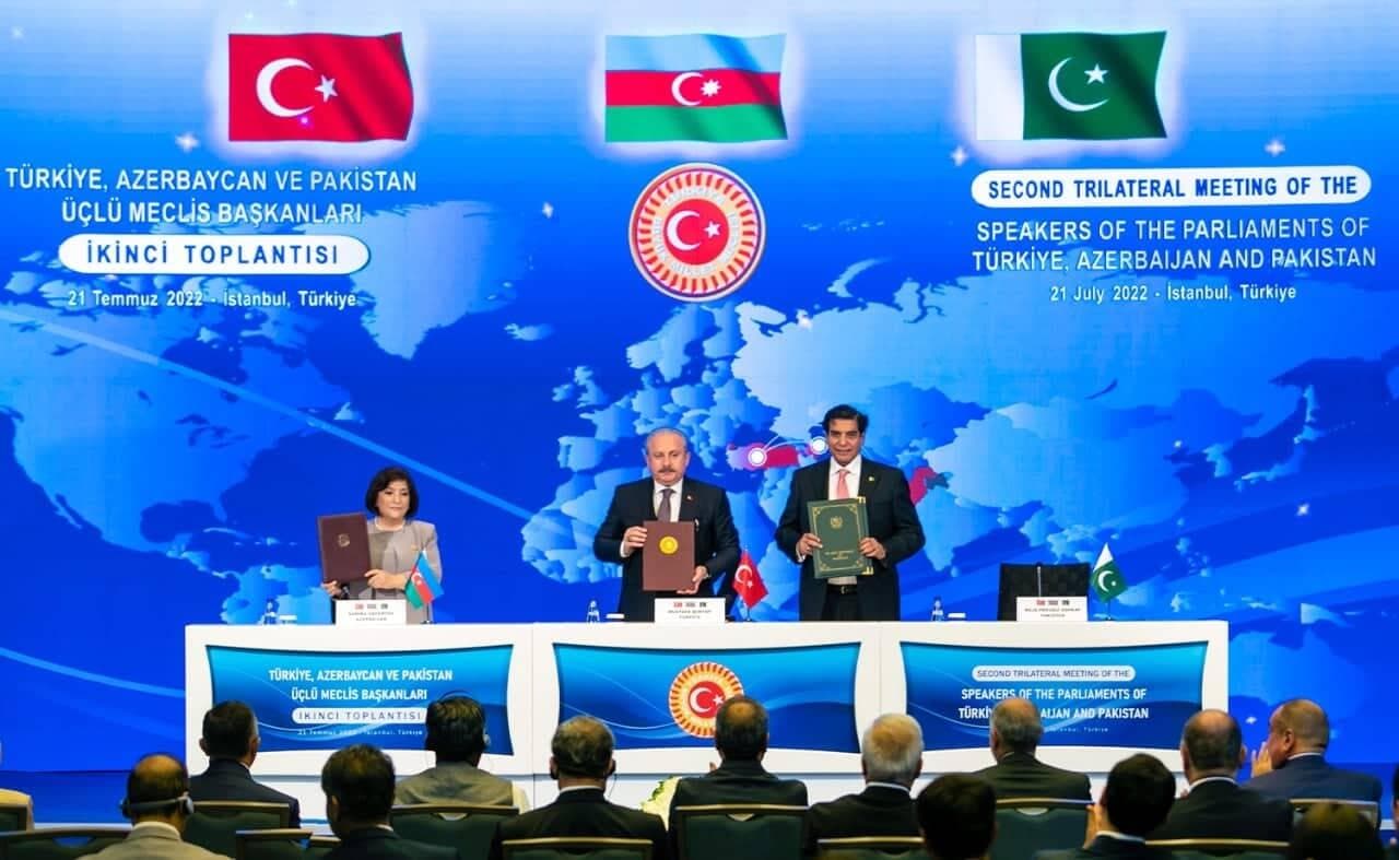 “İstanbul Bəyannaməsi” imzalandı: Azərbaycan, Pakistan və Türkiyə… – FOTO “İstanbul Bəyannaməsi” imzalandı: Azərbaycan, Pakistan və Türkiyə… – FOTO
