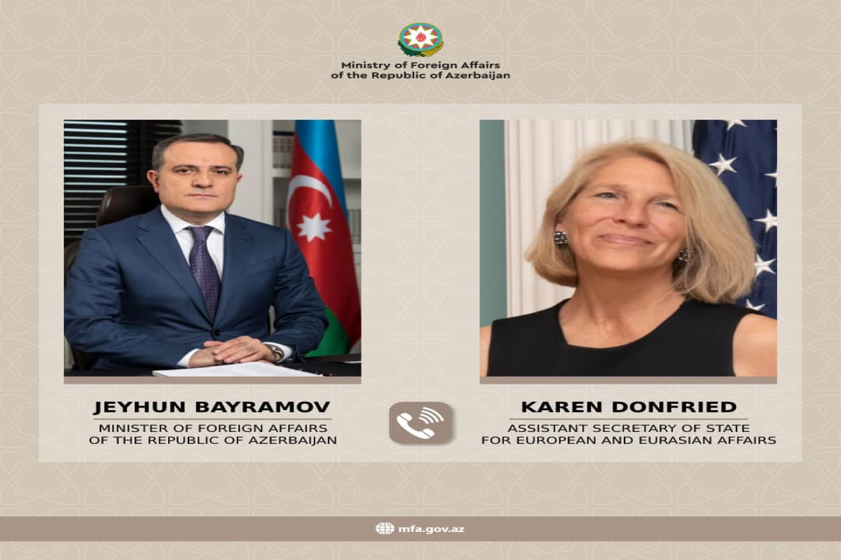 Bayramov Blinkenin köməkçisi ilə DANIŞIQLAR APARDI Bayramov Blinkenin köməkçisi ilə DANIŞIQLAR APARDI