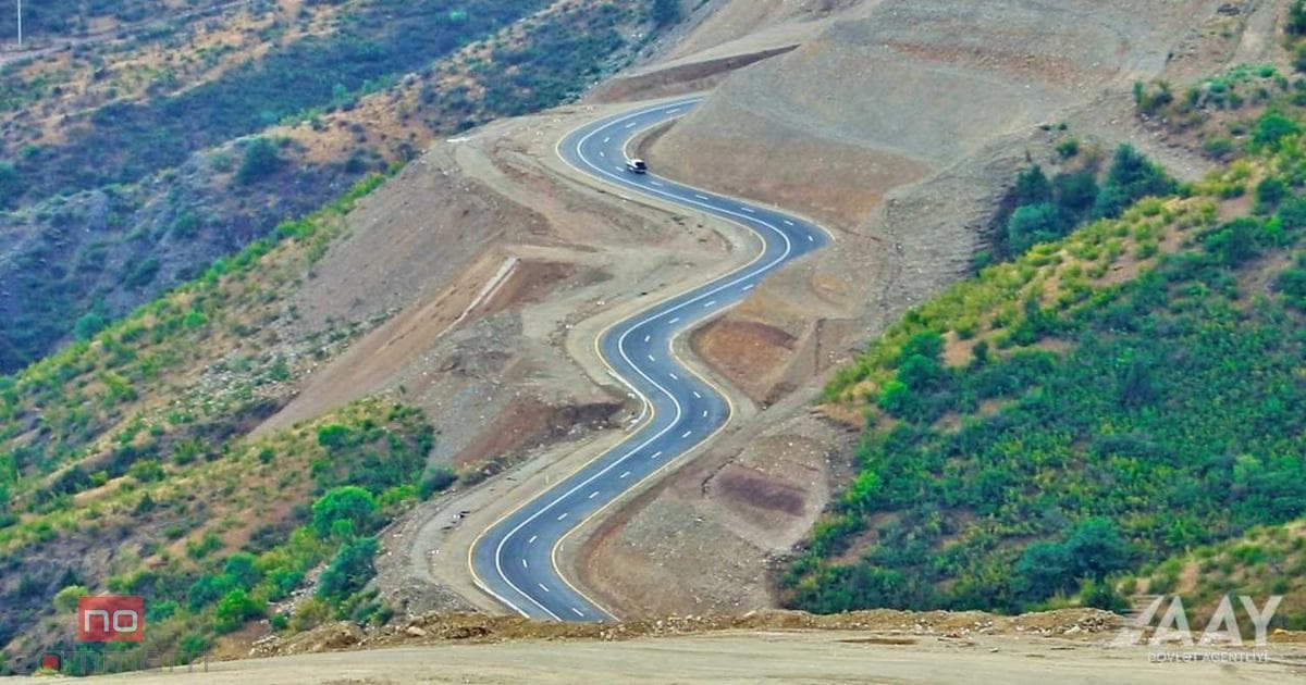 Siyasi şərhçi: Laçından Ermənistana keçən yeni yolda gömrük postu qoymalıyıq Siyasi şərhçi: Laçından Ermənistana keçən yeni yolda gömrük postu qoymalıyıq