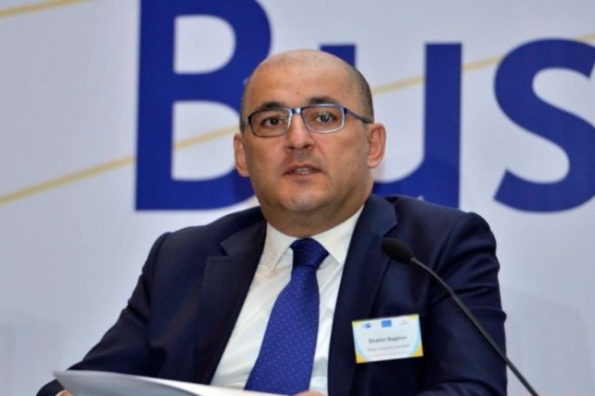 Şahin Bağırov Bakı Gömrüyün rəisini işdən çıxardı – FOTO Şahin Bağırov Bakı Gömrüyün rəisini işdən çıxardı – FOTO