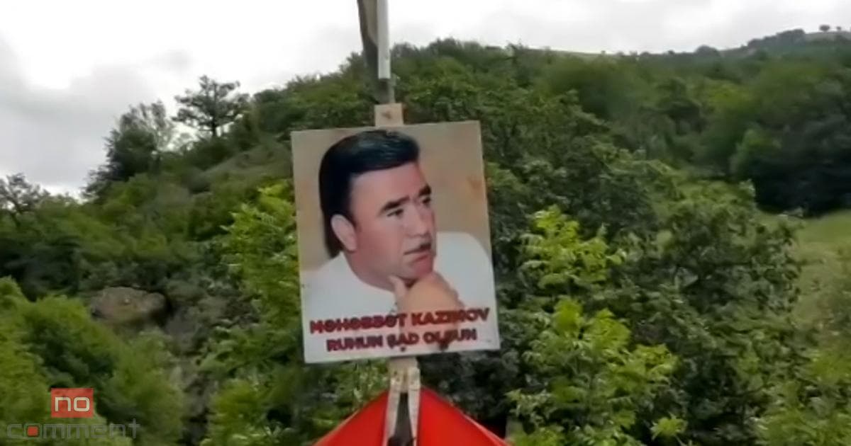 Məhəbbət Kazımovun şəkli doğulduğu kəndə asıldı – VİDEO Məhəbbət Kazımovun şəkli doğulduğu kəndə asıldı – VİDEO