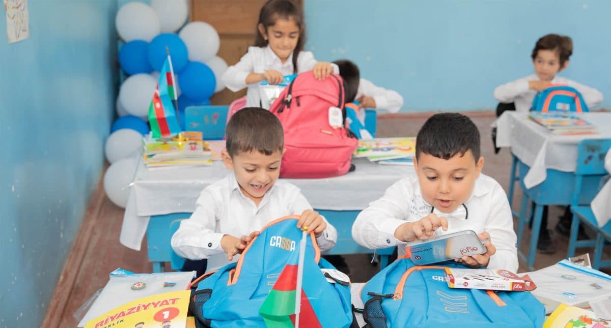 “Nar” Ağdam və Füzuli məktəblərinə səfər edib – FOTO “Nar” Ağdam və Füzuli məktəblərinə səfər edib – FOTO