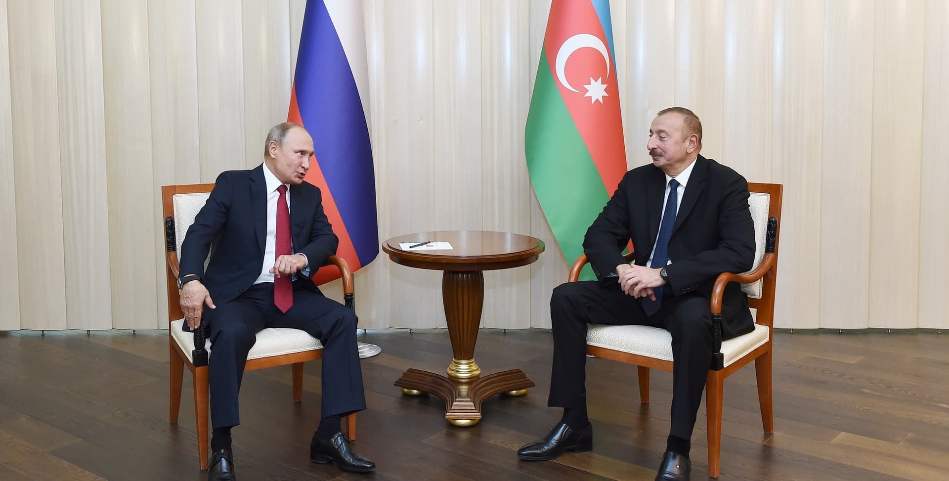 İlham Əliyev Putinlə GÖRÜŞDÜ İlham Əliyev Putinlə GÖRÜŞDÜ