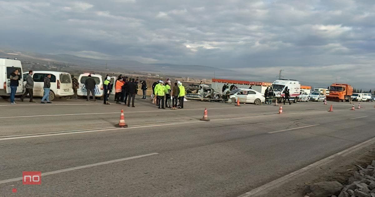 Dəhşətli qəzada ölən şəxslərin kimliyi bəlli oldu Dəhşətli qəzada ölən şəxslərin kimliyi bəlli oldu