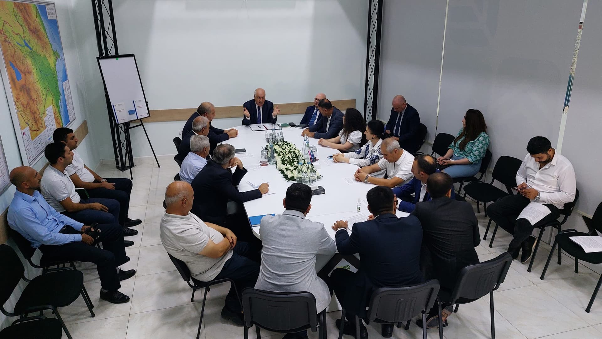 Dövlət Ekoloji Ekspertiza Agentliyində növbəti maarifləndirici tədbir keçirilib – FOTO Dövlət Ekoloji Ekspertiza Agentliyində növbəti maarifləndirici tədbir keçirilib – FOTO