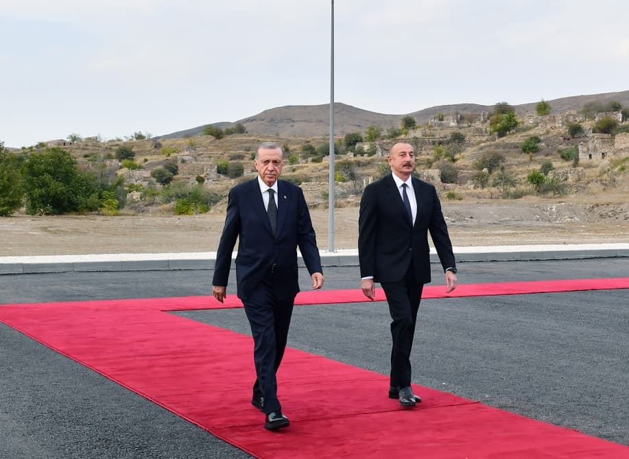 Ərdoğanın Azərbaycana səfəri başa çatdı Ərdoğanın Azərbaycana səfəri başa çatdı