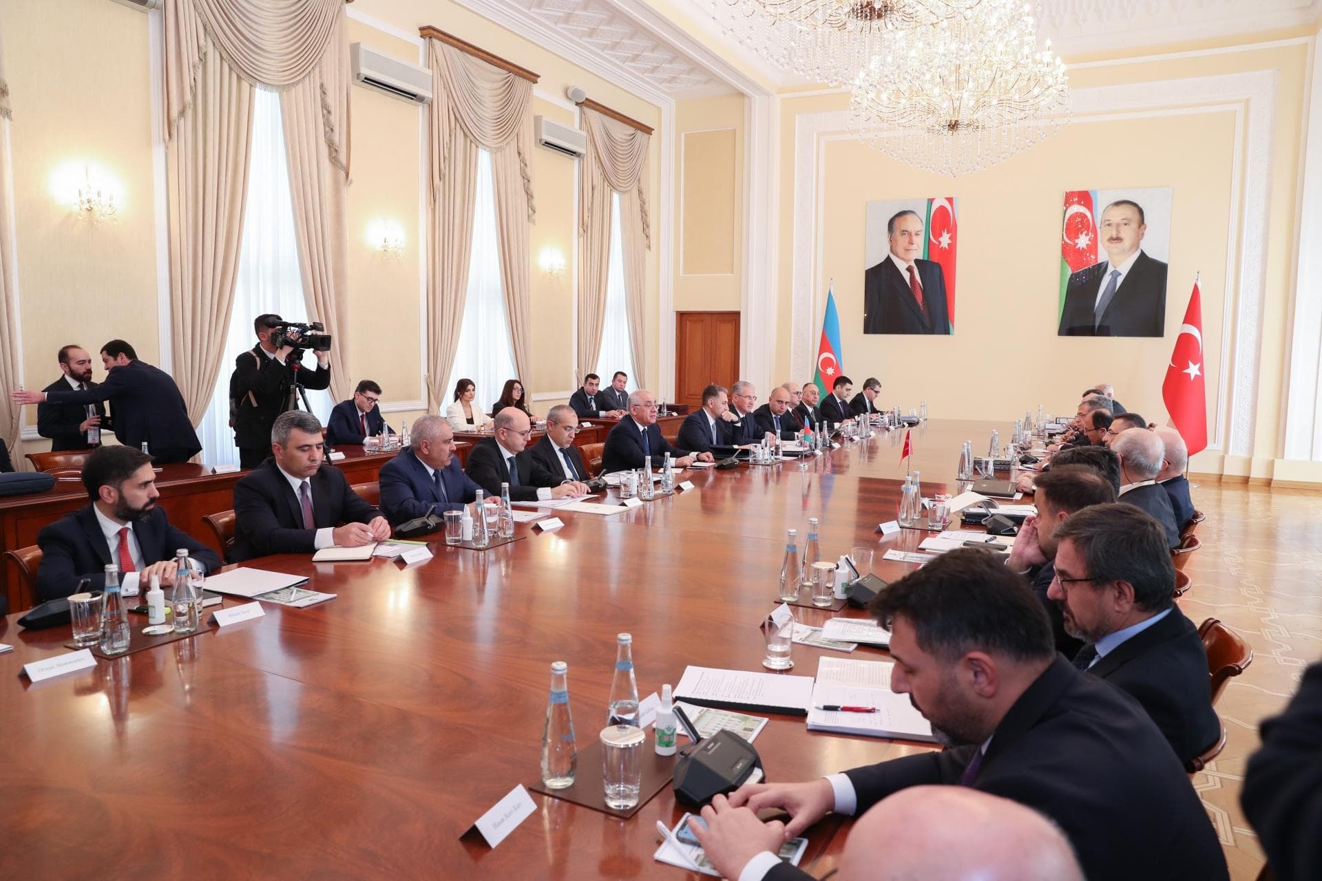 Hökumətlərarası Komissiyanın iclası keçirildi Hökumətlərarası Komissiyanın iclası keçirildi