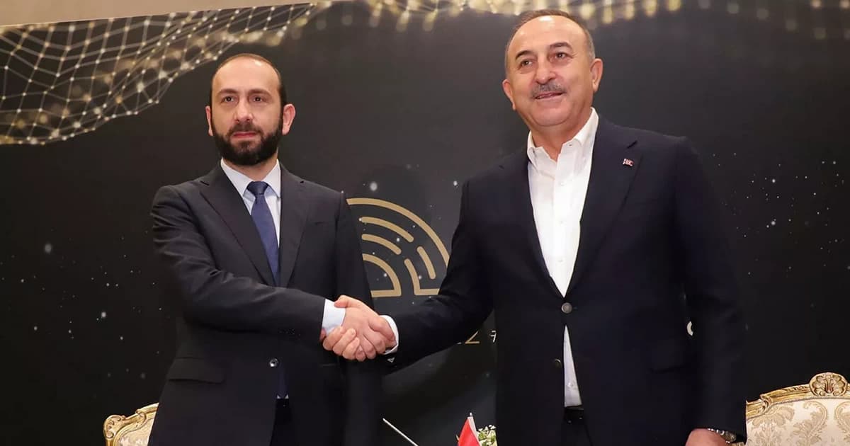Çavuşoğlu erməni həmkarına təşəkkür etdi Çavuşoğlu erməni həmkarına təşəkkür etdi