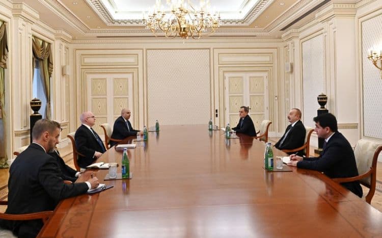 İlham Əliyev amerikalı diplomatı qəbul etdi İlham Əliyev amerikalı diplomatı qəbul etdi