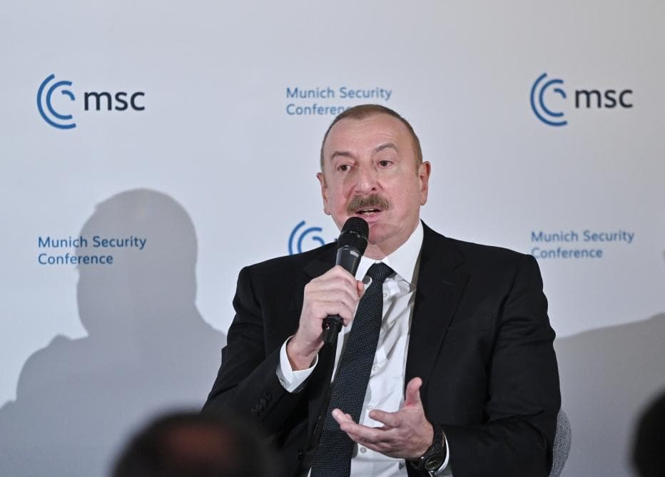 Əliyev, Paşinyan və Qaribaşvili plenar iclasda – CANLI Əliyev, Paşinyan və Qaribaşvili plenar iclasda – CANLI