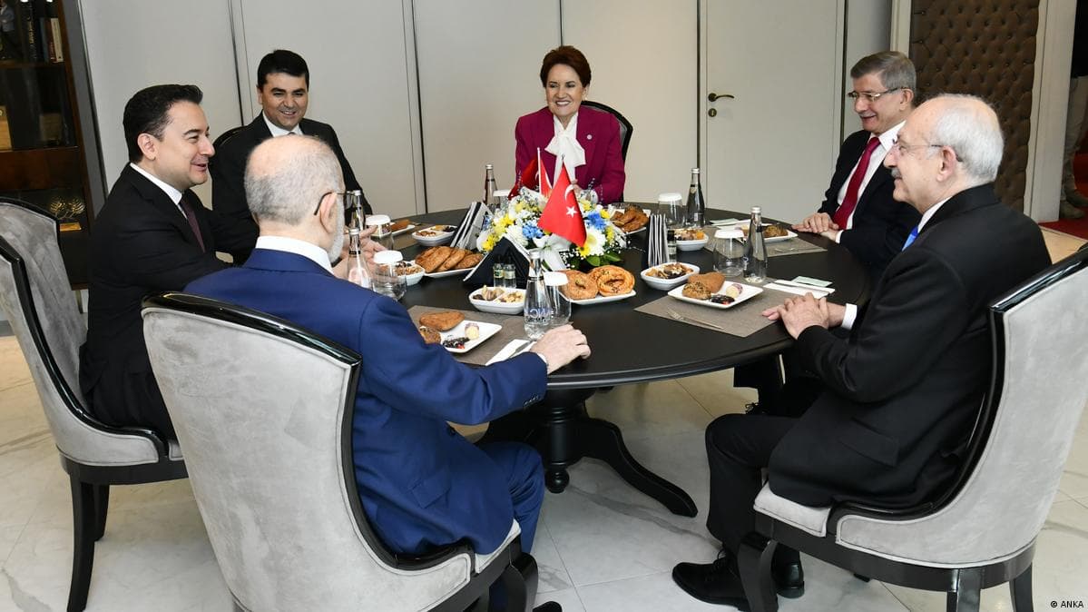 “Altılı masa”dan namizədlə bağlı AÇIQLAMA “Altılı masa”dan namizədlə bağlı AÇIQLAMA