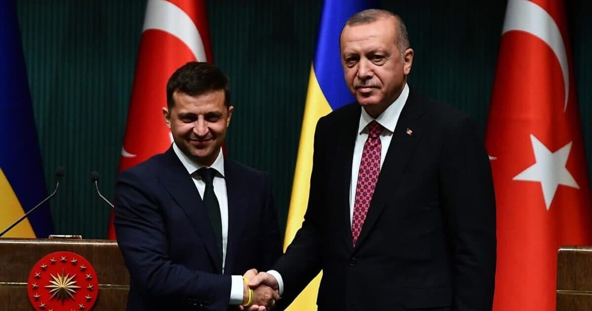 Ərdoğan Zelenski ilə görüşüb Ərdoğan Zelenski ilə görüşüb