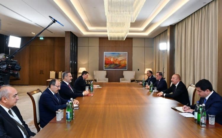 Prezident Türkiyənin xarici işlər nazirini qəbul etdi – YENILƏNİB Prezident Türkiyənin xarici işlər nazirini qəbul etdi – YENILƏNİB