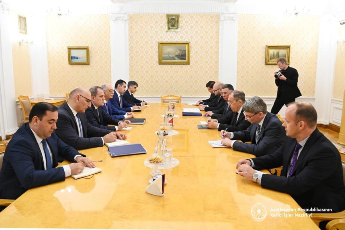 Azərbaycan və Rusiya XİN rəhbərləri görüşüb Azərbaycan və Rusiya XİN rəhbərləri görüşüb