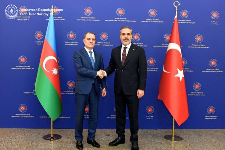 Azərbaycan və Türkiyə XİN rəhbərlərinin geniştərkibli görüşü başladı – YENİLƏNİB Azərbaycan və Türkiyə XİN rəhbərlərinin geniştərkibli görüşü başladı – YENİLƏNİB