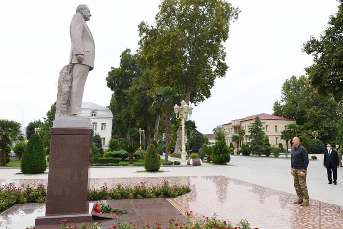 İlham Əliyev Bərdəyə səfər etdi İlham Əliyev Bərdəyə səfər etdi