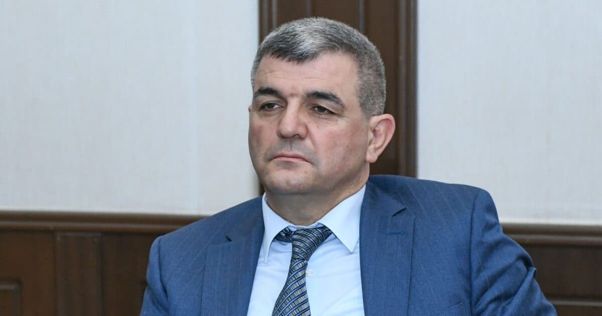 Azərbaycan qanunlarını tanımayan ermənilər çıxıb getməlidir – Fazil Mustafa Azərbaycan qanunlarını tanımayan ermənilər çıxıb getməlidir – Fazil Mustafa