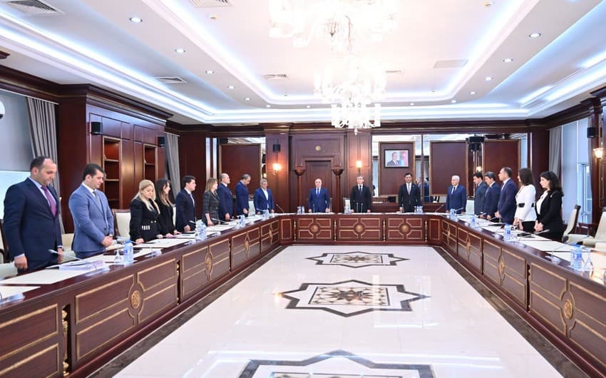 Milli Məclisin İnsan hüquqları komitəsi payız sessiyasında ilk iclasını keçirib Milli Məclisin İnsan hüquqları komitəsi payız sessiyasında ilk iclasını keçirib