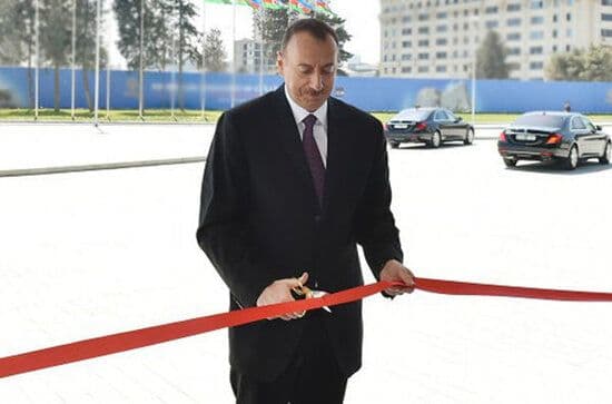 İlham Əliyev “Azərişıq” ASC-nin Cəbrayıl Rəqəmsal İdarəetmə Mərkəzinin açılışını etdi İlham Əliyev “Azərişıq” ASC-nin Cəbrayıl Rəqəmsal İdarəetmə Mərkəzinin açılışını etdi