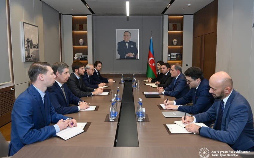 Ceyhun Bayramov Ruslan Edelgeriyev ilə görüşüb Ceyhun Bayramov Ruslan Edelgeriyev ilə görüşüb