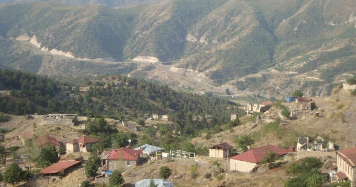 Ermənilər vətəndaşlıq üçün Azərbaycana müraciət etdi Ermənilər vətəndaşlıq üçün Azərbaycana müraciət etdi