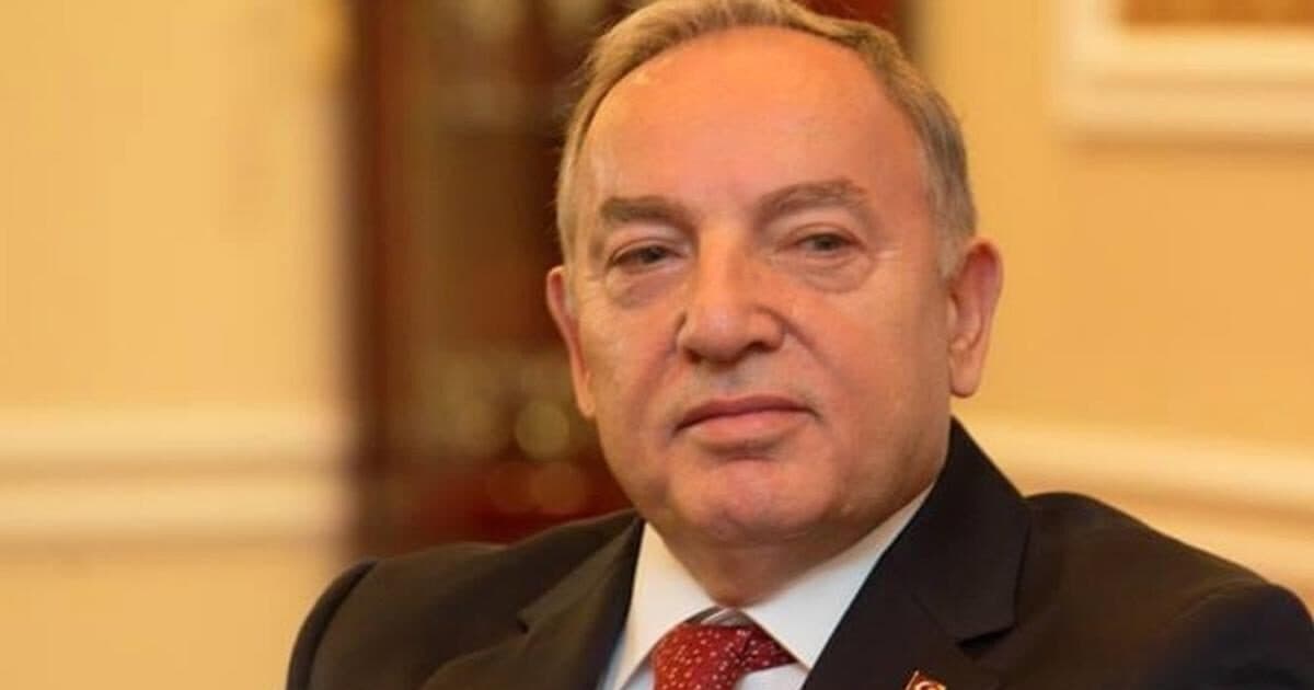 O qətnamələr zibilə atılası kağız parçalarıdır – Hulusi Kılıç O qətnamələr zibilə atılası kağız parçalarıdır – Hulusi Kılıç