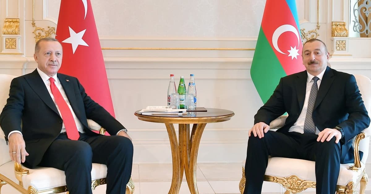 İlham Əliyevin Ərdoğan ilə görüşü başladı İlham Əliyevin Ərdoğan ilə görüşü başladı