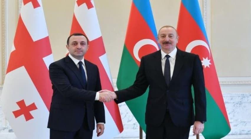 Prezident Qaribaşvili ilə görüşdü – FOTO Prezident Qaribaşvili ilə görüşdü – FOTO