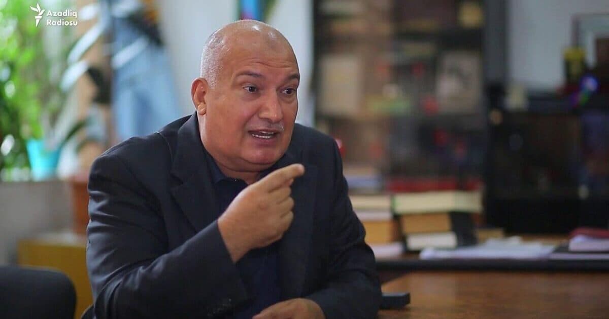 Sən maksimum öz adını dəyişə bilərsən! – Sərt cavab Sən maksimum öz adını dəyişə bilərsən! – Sərt cavab