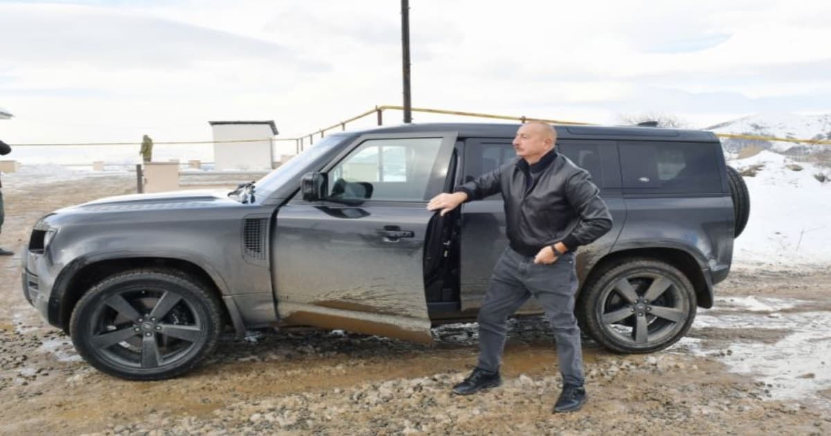 İlham Əliyev Şuşanın Turşsu qəsəbəsinə getdi – FOTO İlham Əliyev Şuşanın Turşsu qəsəbəsinə getdi – FOTO