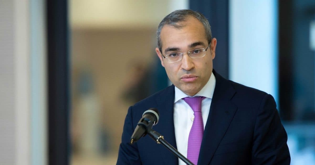 Mikayıl Cabbarov: Kreditlər hesabına 3000-dən çox yeni iş yeri yaradılıb Mikayıl Cabbarov: Kreditlər hesabına 3000-dən çox yeni iş yeri yaradılıb