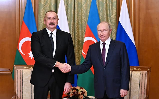 Putin İlham Əliyevi təbrik etdi Putin İlham Əliyevi təbrik etdi