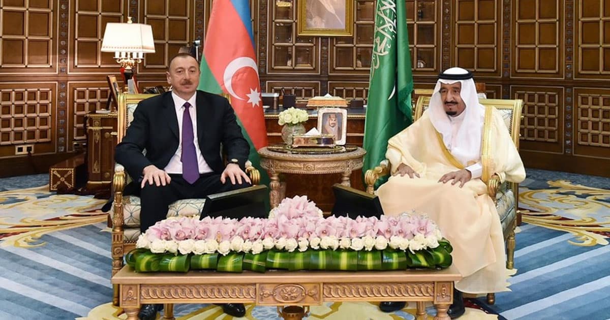 Səudiyyə Ərəbistanı Kralı İlham Əliyevi seçkilərdə inamlı qələbəsi münasibətilə təbrik edib Səudiyyə Ərəbistanı Kralı İlham Əliyevi seçkilərdə inamlı qələbəsi münasibətilə təbrik edib