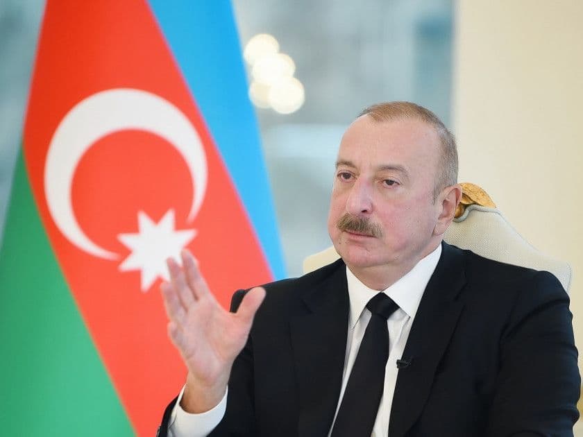 Bizə buna görə hücum olunmamalıdır Bizə buna görə hücum olunmamalıdır