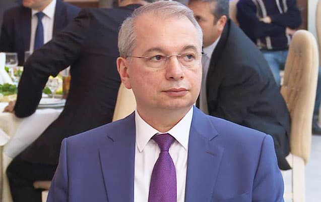 Prezident Azər Xəlilovu təltif etdi Prezident Azər Xəlilovu təltif etdi