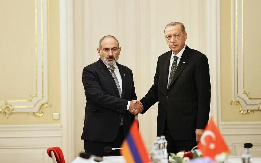 Rusiya Ermənistandan çıxır, Türkiyə girir Rusiya Ermənistandan çıxır, Türkiyə girir